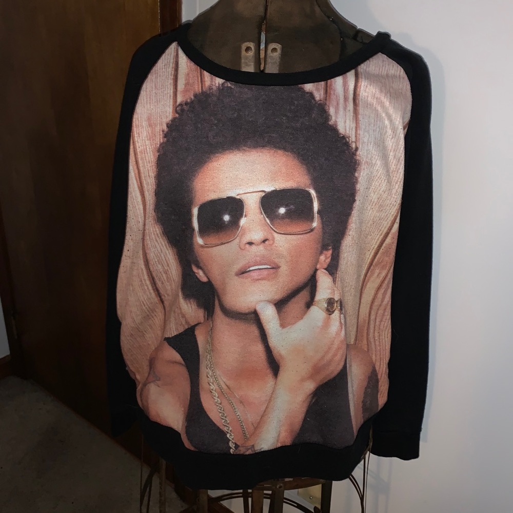 Bruno Mars sweatshirt